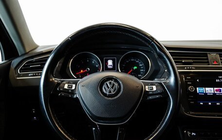 Volkswagen Tiguan II, 2019 год, 2 200 000 рублей, 14 фотография