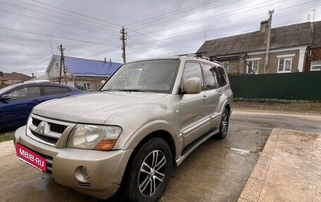 Mitsubishi Pajero III рестайлинг, 2004 год, 1 100 000 рублей, 13 фотография