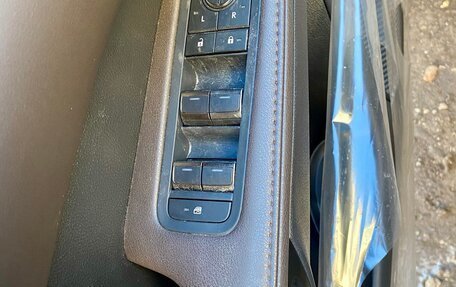 Lexus RX IV рестайлинг, 2023 год, 10 500 000 рублей, 26 фотография