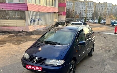 Volkswagen Sharan I рестайлинг, 1998 год, 215 000 рублей, 2 фотография