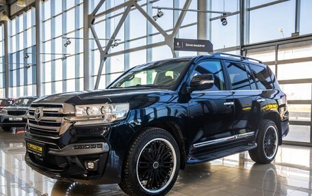 Toyota Land Cruiser 200, 2016 год, 6 618 000 рублей, 3 фотография