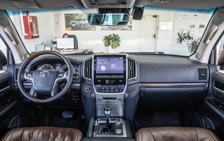 Toyota Land Cruiser 200, 2016 год, 6 618 000 рублей, 17 фотография