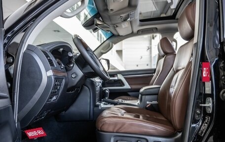 Toyota Land Cruiser 200, 2016 год, 6 618 000 рублей, 14 фотография