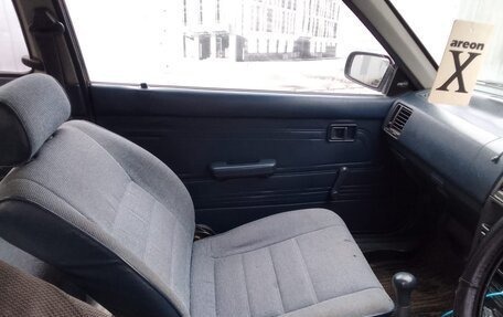 Mazda Familia, 1989 год, 160 000 рублей, 6 фотография