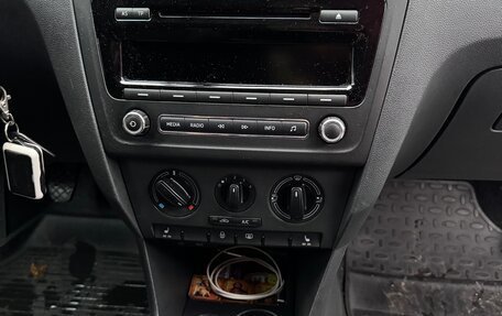 Skoda Rapid I, 2015 год, 600 000 рублей, 14 фотография