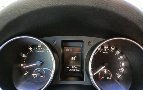 Skoda Yeti I рестайлинг, 2014 год, 850 000 рублей, 13 фотография