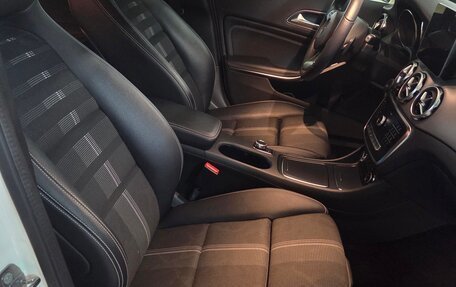 Mercedes-Benz GLA, 2018 год, 2 890 000 рублей, 13 фотография