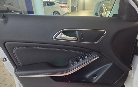 Mercedes-Benz GLA, 2018 год, 2 890 000 рублей, 11 фотография