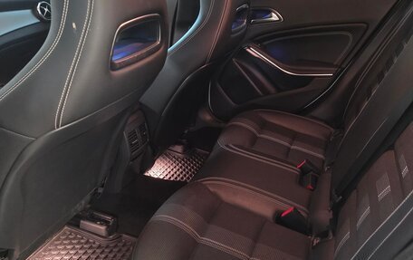 Mercedes-Benz GLA, 2018 год, 2 890 000 рублей, 12 фотография