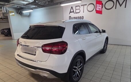 Mercedes-Benz GLA, 2018 год, 2 890 000 рублей, 4 фотография