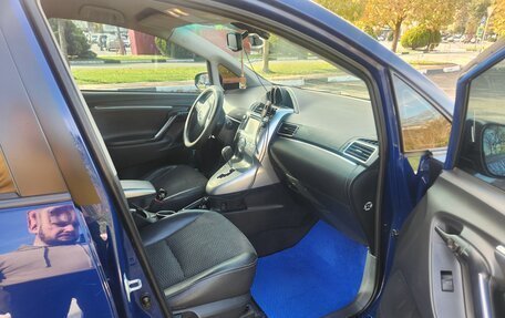 Toyota Verso I, 2013 год, 1 250 000 рублей, 6 фотография