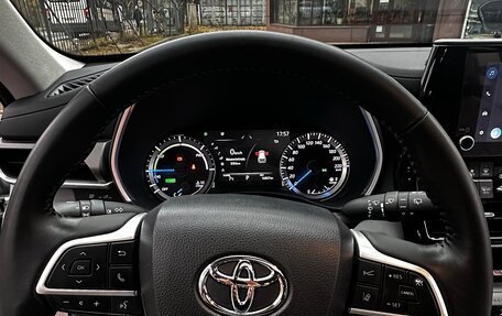 Toyota Highlander, 2022 год, 5 200 000 рублей, 13 фотография