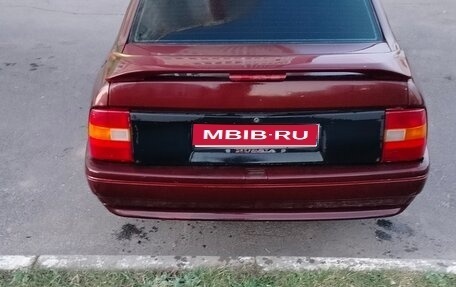 Opel Vectra A, 1990 год, 70 000 рублей, 1 фотография