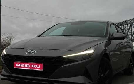 Hyundai Elantra, 2021 год, 1 900 000 рублей, 1 фотография