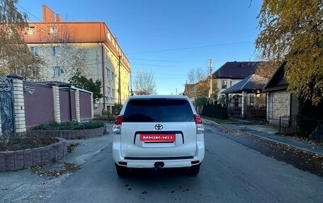 Toyota Land Cruiser Prado 150 рестайлинг 2, 2011 год, 3 000 000 рублей, 2 фотография