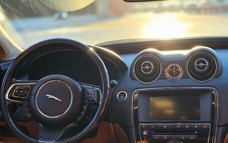 Jaguar XJ IV (X351), 2017 год, 2 790 000 рублей, 14 фотография