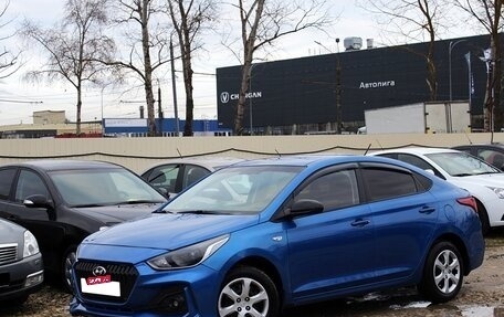 Hyundai Solaris II рестайлинг, 2018 год, 899 000 рублей, 3 фотография