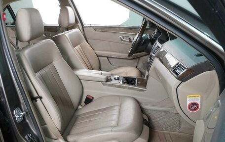 Mercedes-Benz E-Класс, 2010 год, 1 489 000 рублей, 8 фотография