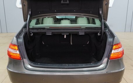 Mercedes-Benz E-Класс, 2010 год, 1 489 000 рублей, 27 фотография