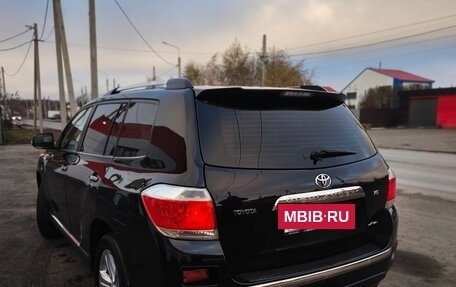 Toyota Highlander III, 2012 год, 1 750 000 рублей, 5 фотография