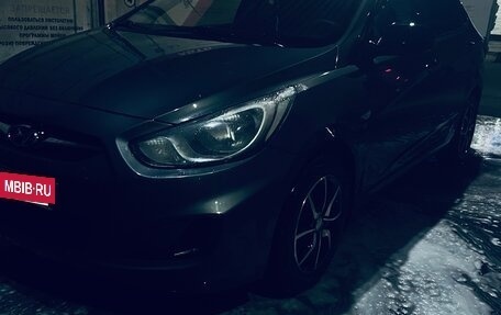 Hyundai Solaris II рестайлинг, 2013 год, 735 000 рублей, 7 фотография