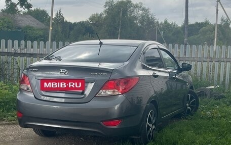 Hyundai Solaris II рестайлинг, 2013 год, 735 000 рублей, 8 фотография