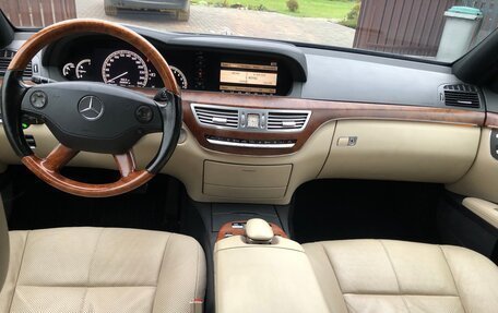 Mercedes-Benz S-Класс, 2006 год, 1 000 000 рублей, 5 фотография