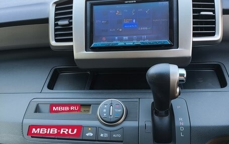 Honda Freed I, 2012 год, 1 250 000 рублей, 14 фотография