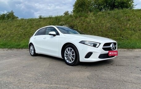 Mercedes-Benz A-Класс, 2019 год, 2 680 000 рублей, 1 фотография