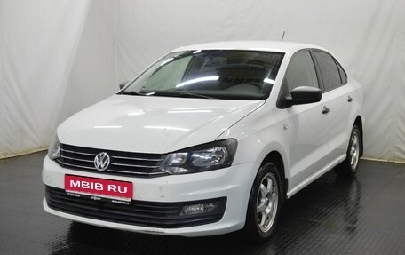 Volkswagen Polo VI (EU Market), 2016 год, 900 000 рублей, 1 фотография