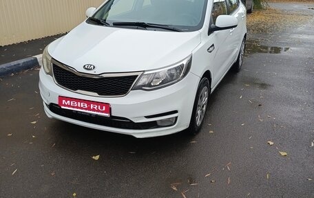 KIA Rio III рестайлинг, 2015 год, 950 000 рублей, 1 фотография