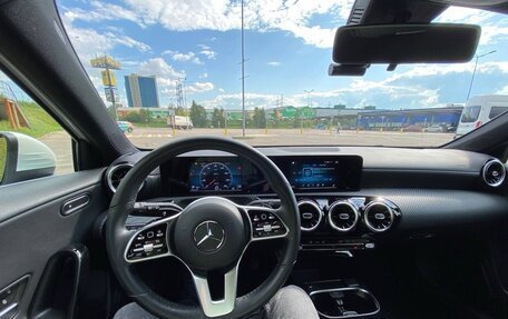 Mercedes-Benz A-Класс, 2019 год, 2 680 000 рублей, 8 фотография