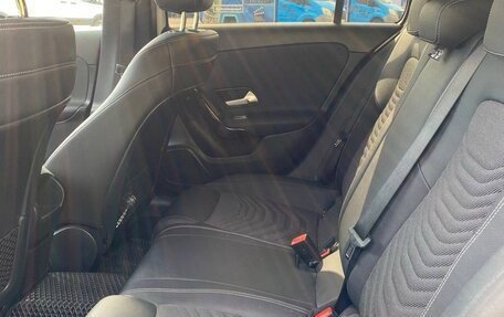 Mercedes-Benz A-Класс, 2019 год, 2 680 000 рублей, 9 фотография