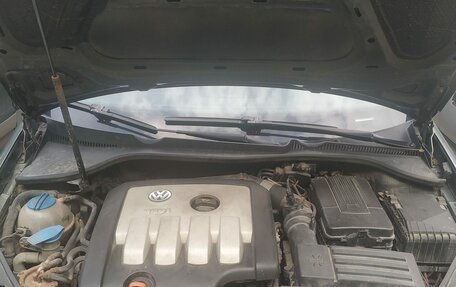 Volkswagen Golf V, 2004 год, 370 000 рублей, 4 фотография