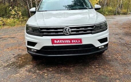 Volkswagen Tiguan II, 2020 год, 3 150 000 рублей, 2 фотография