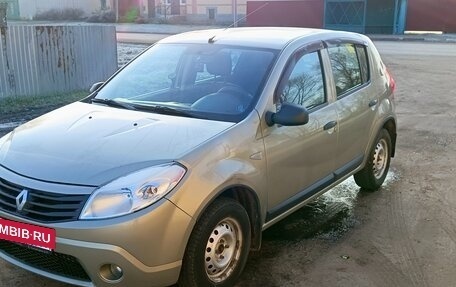 Renault Sandero I, 2011 год, 350 000 рублей, 2 фотография