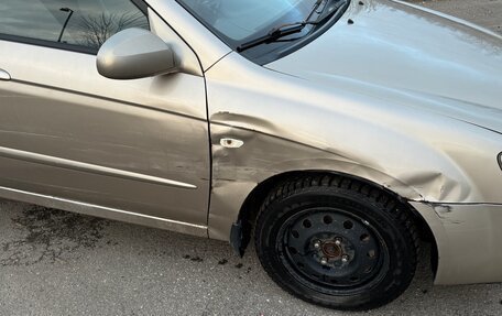 KIA Cerato I, 2005 год, 170 000 рублей, 8 фотография