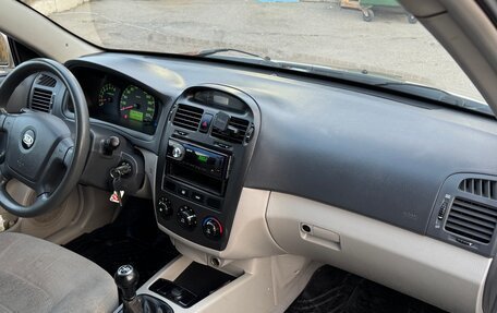 KIA Cerato I, 2005 год, 170 000 рублей, 11 фотография