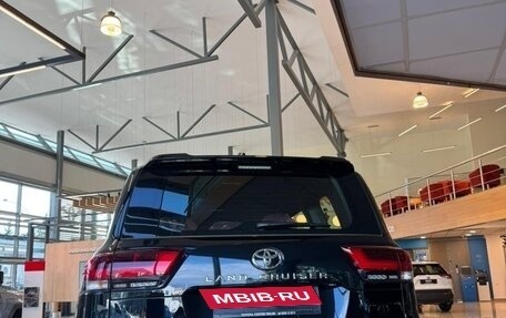 Toyota Land Cruiser, 2025 год, 8 300 000 рублей, 4 фотография