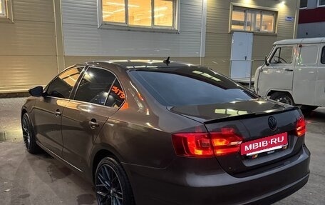 Volkswagen Jetta VI, 2011 год, 790 000 рублей, 4 фотография