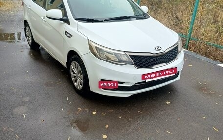 KIA Rio III рестайлинг, 2015 год, 950 000 рублей, 2 фотография