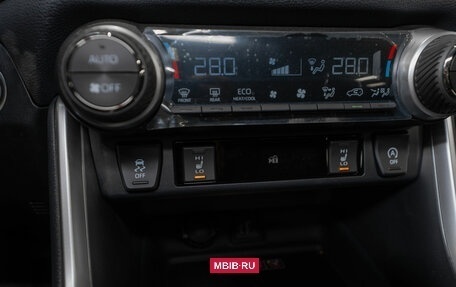 Toyota RAV4, 2025 год, 4 300 000 рублей, 20 фотография