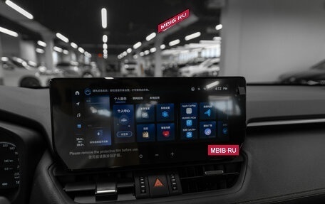 Toyota RAV4, 2025 год, 4 300 000 рублей, 22 фотография