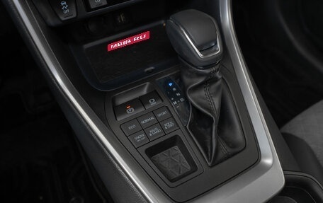 Toyota RAV4, 2025 год, 4 300 000 рублей, 18 фотография