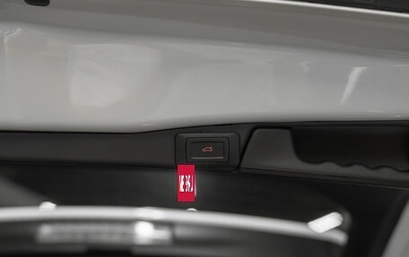 Toyota RAV4, 2025 год, 4 300 000 рублей, 25 фотография