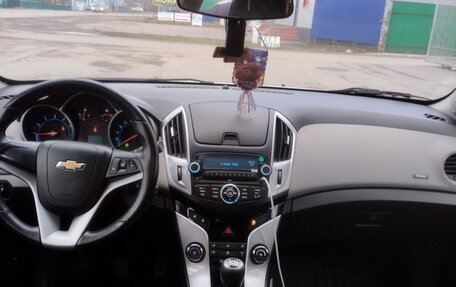 Chevrolet Cruze II, 2013 год, 1 000 000 рублей, 5 фотография