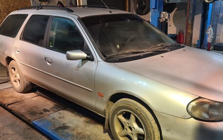 Ford Mondeo II, 2000 год, 220 000 рублей, 3 фотография