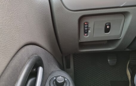 Renault Symbol, 2009 год, 350 000 рублей, 31 фотография