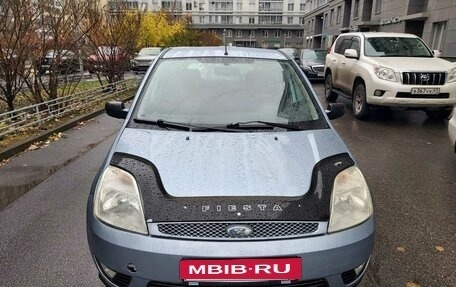 Ford Fiesta, 2005 год, 310 000 рублей, 2 фотография