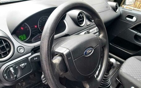 Ford Fiesta, 2005 год, 310 000 рублей, 9 фотография